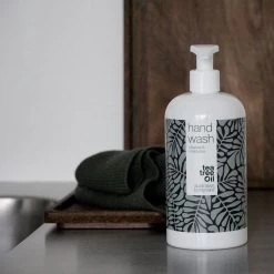 Australian Bodycare Hand Wash 500 Ml - Vochtinbrengende & Effectieve Handzeep Met 100% Natuurlijke Tea Tree Olie - Effectief Tegen Vuil - Houdt De Goede Flora Van De Huid In Balans - Geschikt Voor Alle Huidtypen -Manicure En Pedicure 1200x1200 246