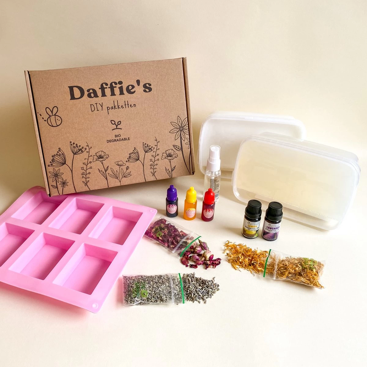 DIY XXL Zeep Pakket - 2 Kilo Gietzeep - Zelf Zeep Maken 1 DIY XXL Zeep Pakket - 2 Kilo Gietzeep - Zelf Zeep Maken