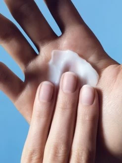 La Roche-Posay Cicaplast Handcrème - 3x50ml - Beschadigde Huid -Manicure En Pedicure 900x1200 1